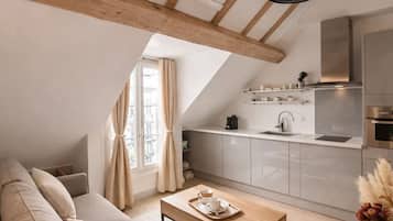 Apartment, Stadtblick | Eigene Küche | Espressomaschine, Wasserkocher mit Kaffee-/Teezubehör