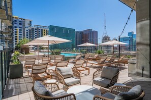 Outdoor dining - Saiya  1107 (Phoenix)