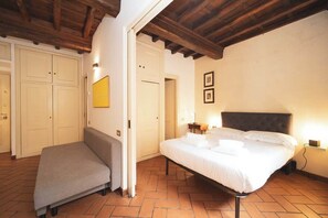 Iron/ironing board, WiFi, bed sheets - BuddyRent · Trevi Fountain · Roma · 3 ospiti (Roma)
