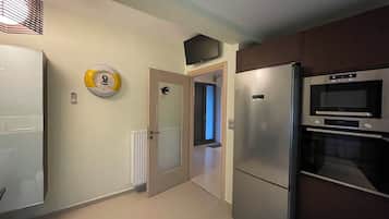 Deluxe Villa, Balcony, Sea View | Private kitchen | Espresso maker, coffee/tea maker, electric kettle