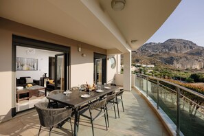 Villa Deluxe, balcón, vistas al mar | Terraza o patio