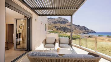Villa Deluxe, balcón, vistas al mar | Terraza o patio