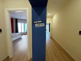 Desk, laptop workspace, blackout drapes, free WiFi