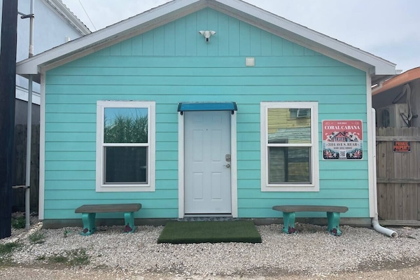 Coral Cabana entrance