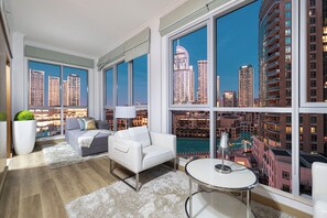 Living area - Burj khalifa & Fountain view 3BD downtown (Dubai)