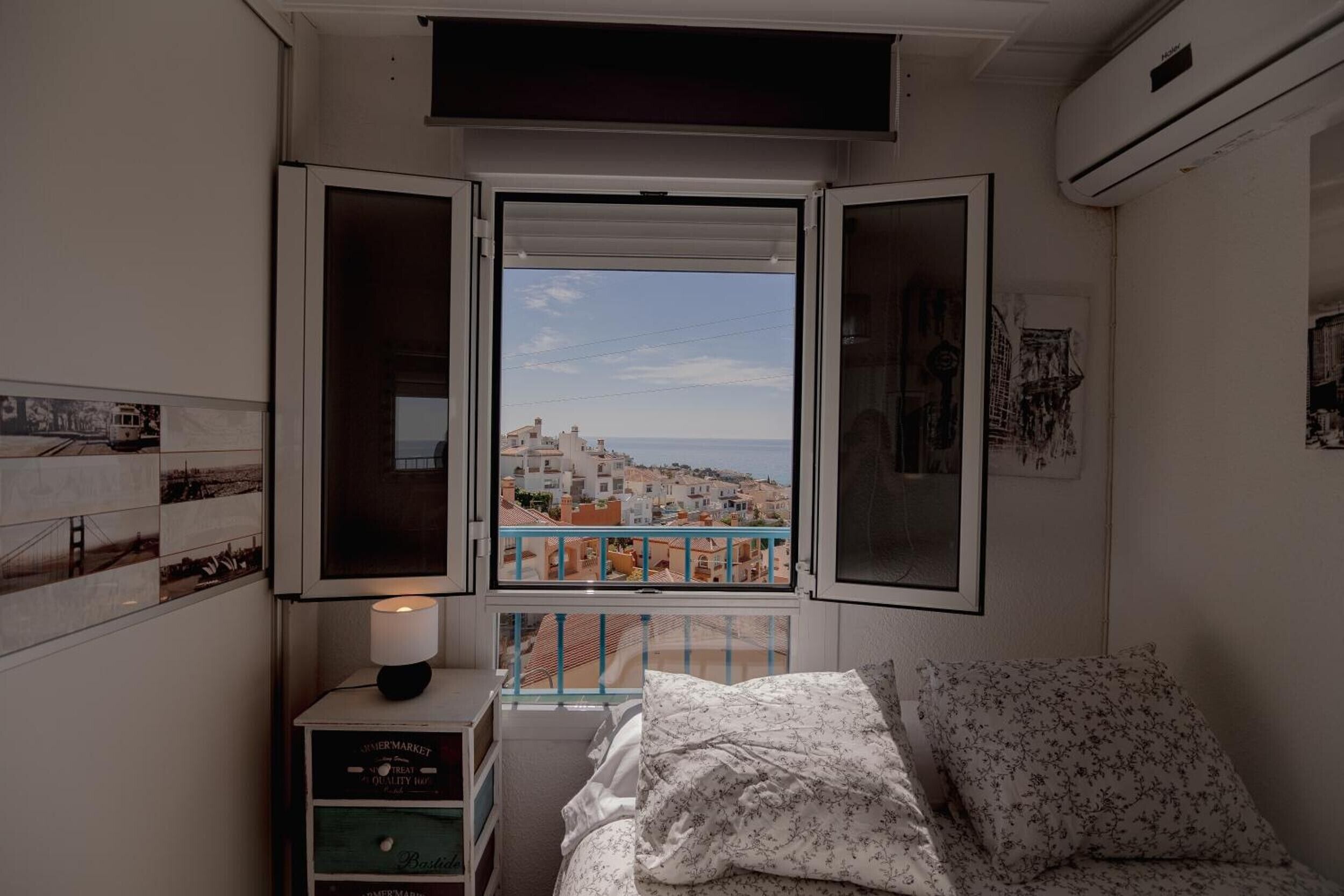 3 chambres, fer et planche à repasser, Wi-Fi, draps fournis