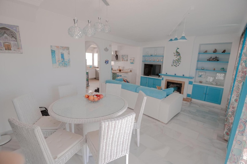 Appartement « Melina » Avec Vue Sur La Mer, Wi-fi Et Climatisation - Rincón de la Victoria