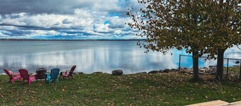 Cozy Lake Simcoe Waterfront Escape for 10