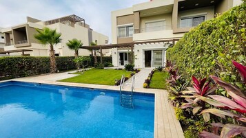 Comfort Villa, 5 Bedrooms, Private Pool, Pool View | View from room