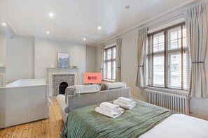1 bedroom, Internet, bed sheets - GuestReady - Chic Studio in Vibrant East London (London)
