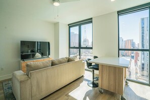 Dining - Saiya  1118 (Phoenix)