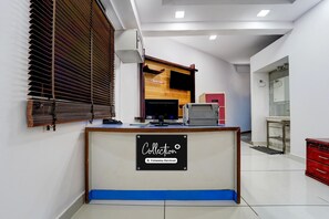 Reception - Collection O Erattupetta (Kanjirappally)