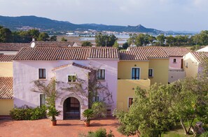 ด้านหน้าที่พัก