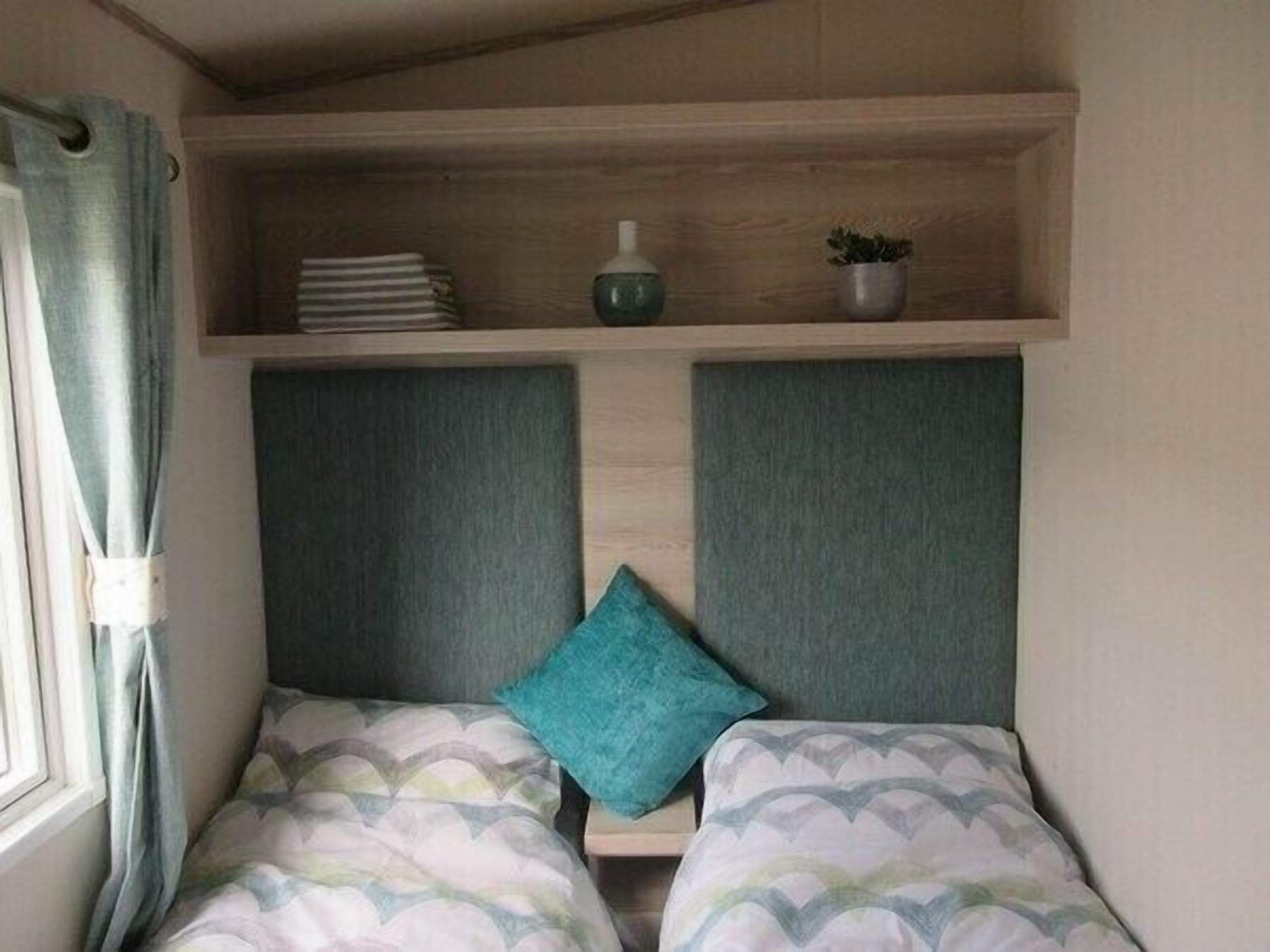 2 habitaciones, decoración personalizada y muebles diferentes 