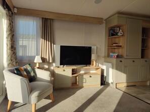 Living area - Rockley Park - Harbour View (Poole)