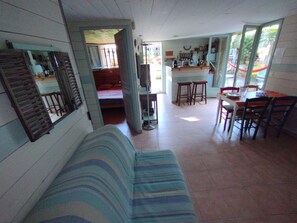 1 chambre, fer et planche à repasser, Wi-Fi gratuit