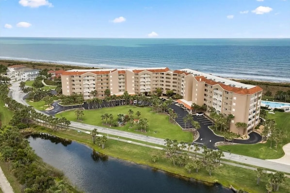 Exterior -
Amazing waterfront condo with an amazing view of the beach, an amazing sunrise (Palm Coast)
