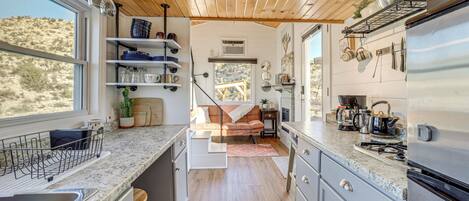 Micro-ondes, plaque de cuisson