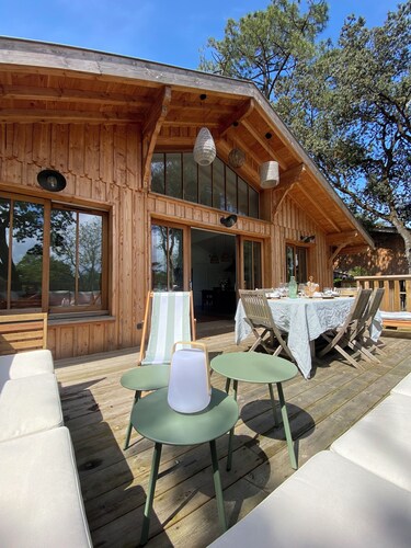 Chic treehouse spirit on the grass! 200 m from the water