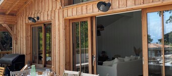 Chic treehouse spirit on the grass! 200 m from the water