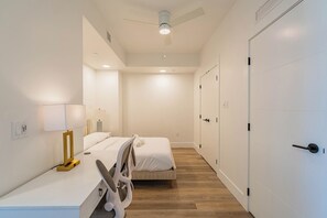 Apartment | Iron/ironing board, free WiFi - Saiya  804 (Phoenix)