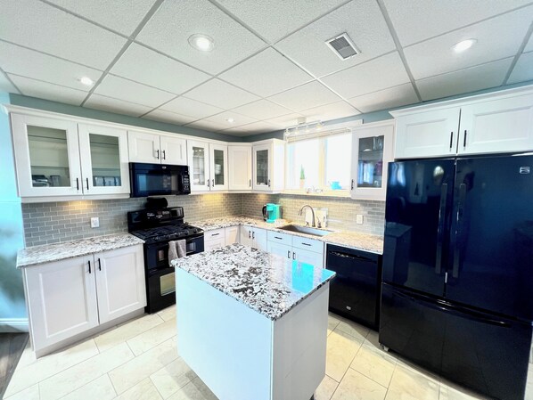 Microwave, oven, stovetop, dishwasher