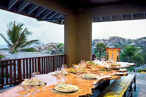 Outdoor dining