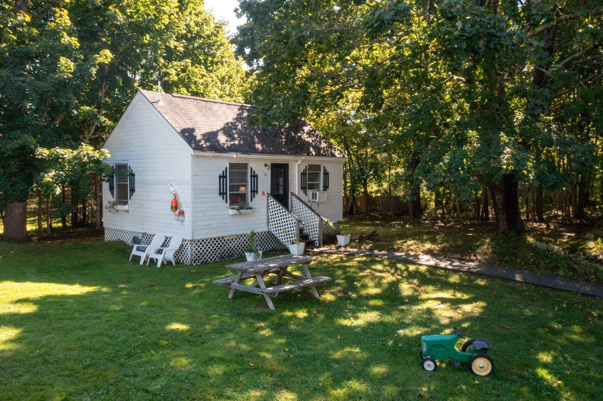 Casa de campo família | Roupas de cama premium, ferros/tábuas de passar roupa, berço de viagem