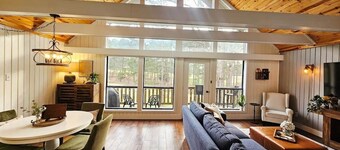 Lake Life on the Golf Course - Best of Both Worlds