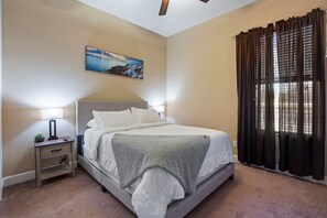 4 habitaciones, escritorio, wifi y ropa de cama 