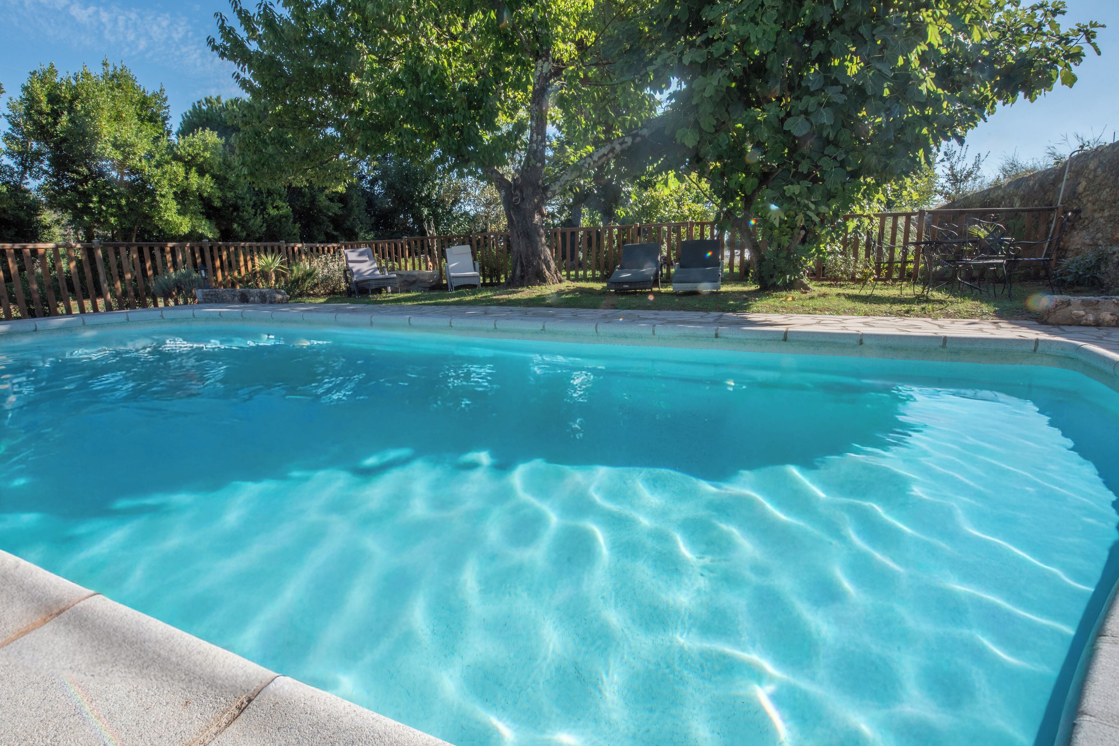 Piscine extérieure