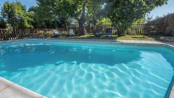 Piscine extérieure