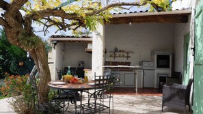 Căn hộ, quang cảnh vườn | Khu ẩm thực ngoài trời