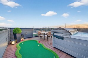 Khu ẩm thực ngoài trời