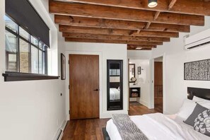 2 Schlafzimmer, Schreibtisch, Bügeleisen/Bügelbrett, WLAN