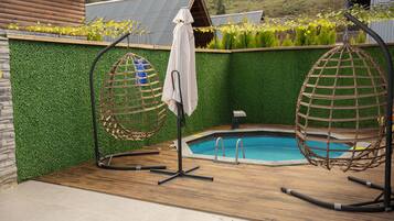 Luxury Villa, Balcony, Mountain View | Pool