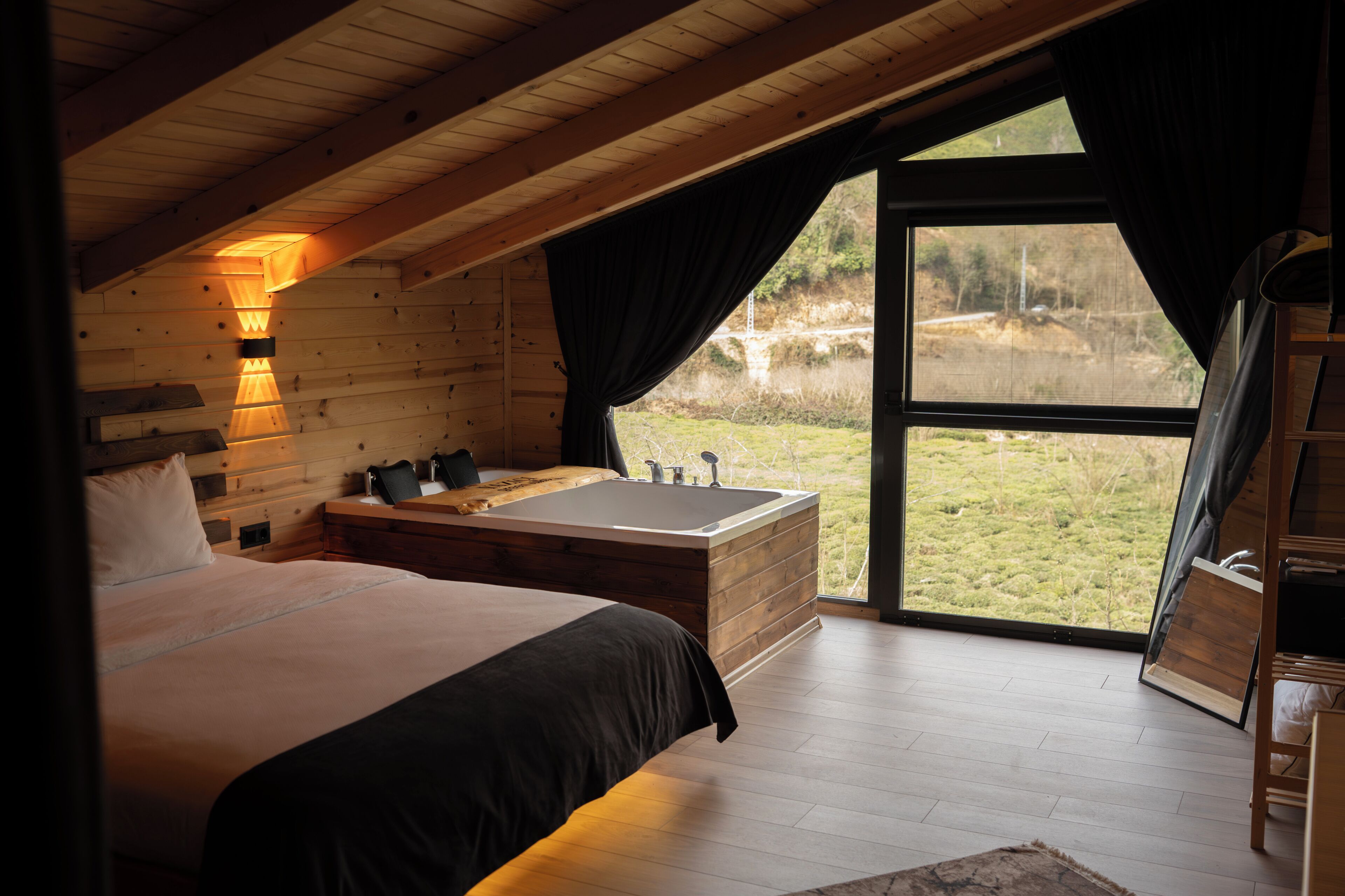 Luxury Villa, Balcony, Mountain View