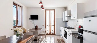 Chambre « Camera Tripla Basic » avec terrasse partagée, Wi-Fi et climatisation