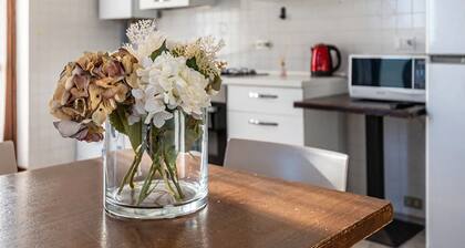 Room 'Camera Tripla Basic' with Shared Terrace, Wi-Fi and Air Conditioning