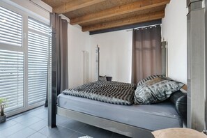 2 bedrooms, WiFi, bed sheets, wheelchair access - Deluxe Loft Hegau-Bodensee (Hilzingen)