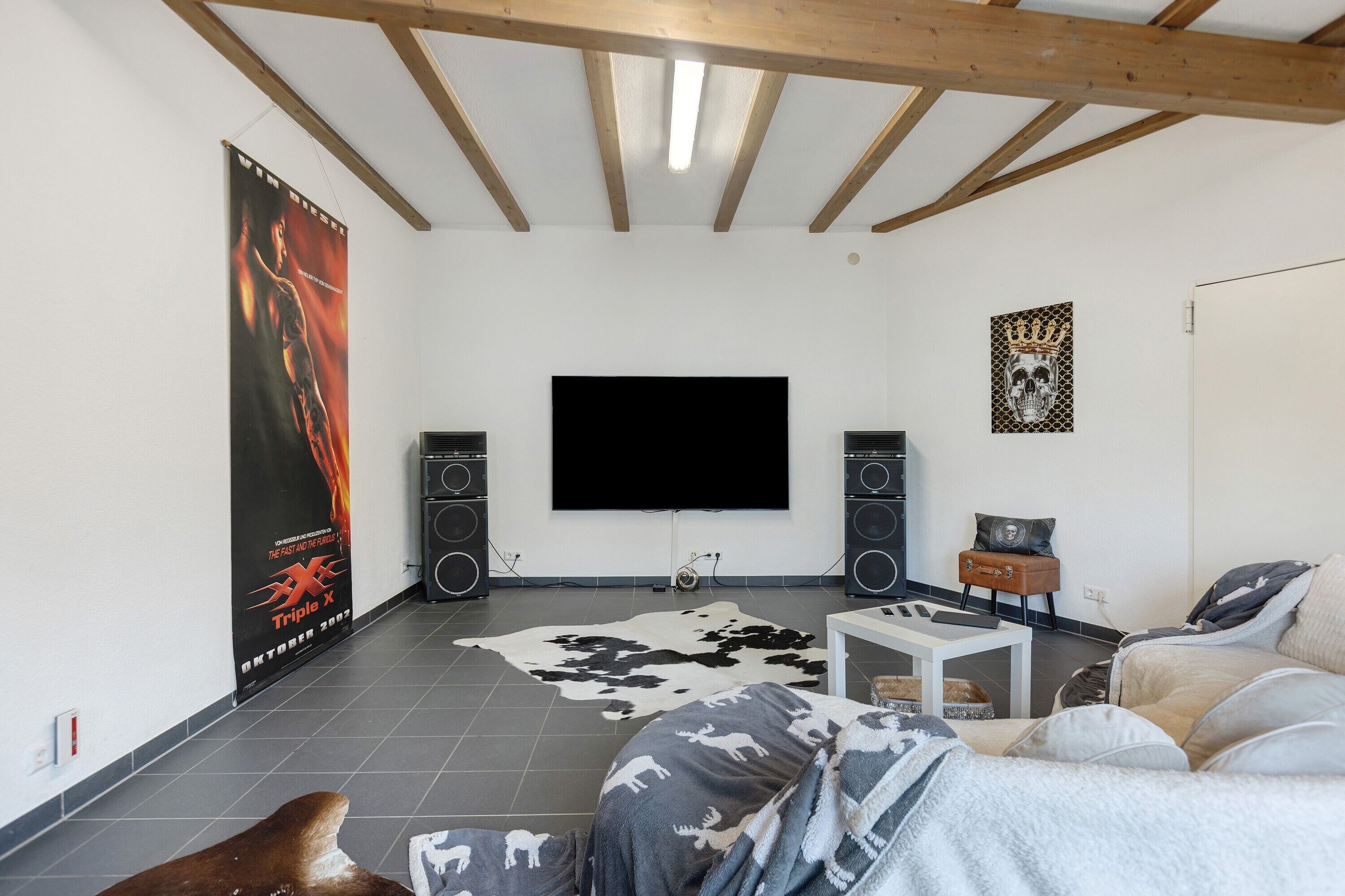 TV