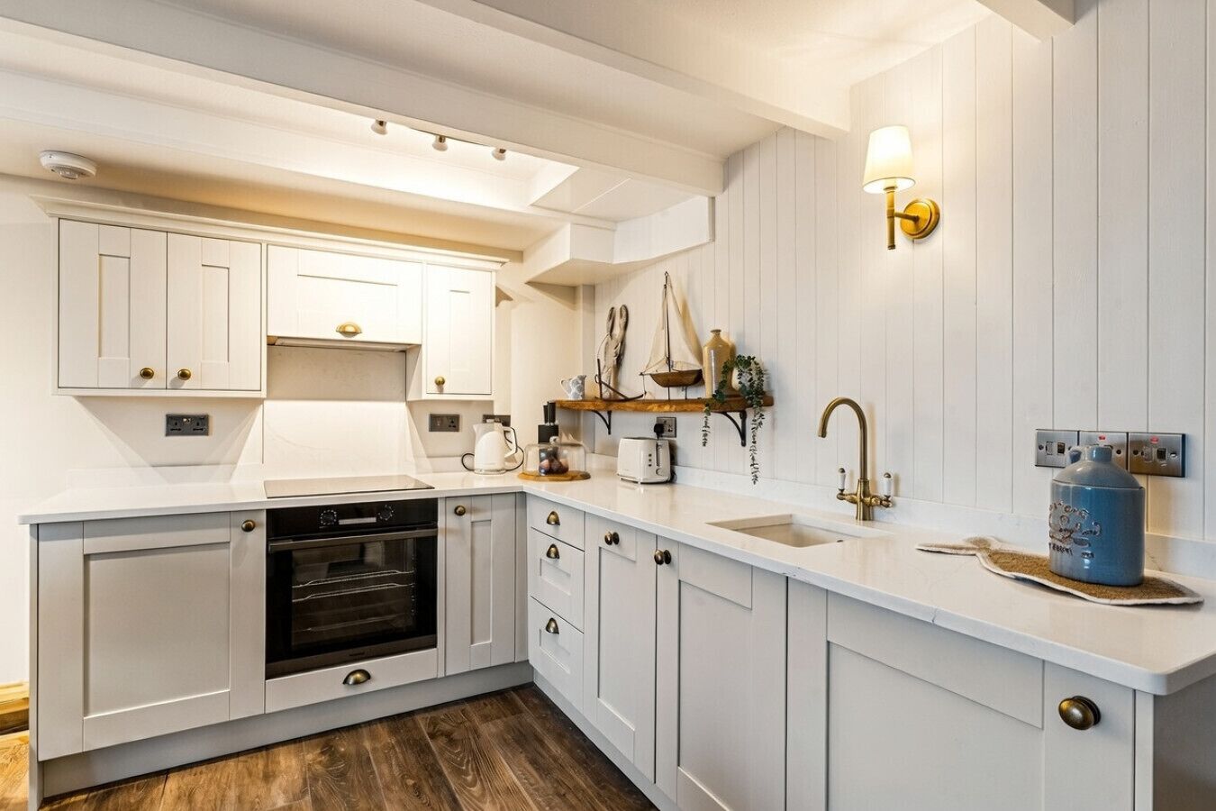 Oven, dishwasher, toaster, cookware/dishes/utensils