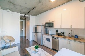 Apartment | Private kitchen - Kenect 916 (Phoenix)
