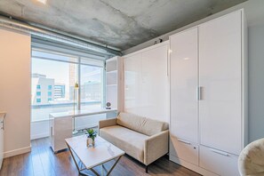 Apartment | Living area - Kenect 916 (Phoenix)