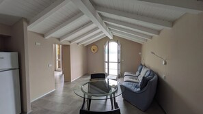 Interior - Lake View Cottage House (Piemonte)