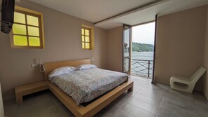 1 bedroom, free WiFi, bed sheets - Lake View Cottage House (Piemonte)