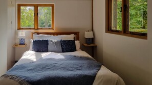 2 soverom, strykejern/-brett, wi-fi og sengetøy