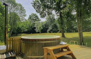 Bain à remous extérieur