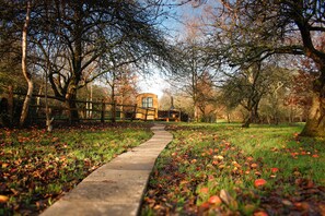 Property grounds - The Stable complex, Tollgate Farm (Cranbrook)