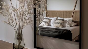 Luxury Double or Twin Room, Garden View | In-room safe, desk, laptop workspace, soundproofing